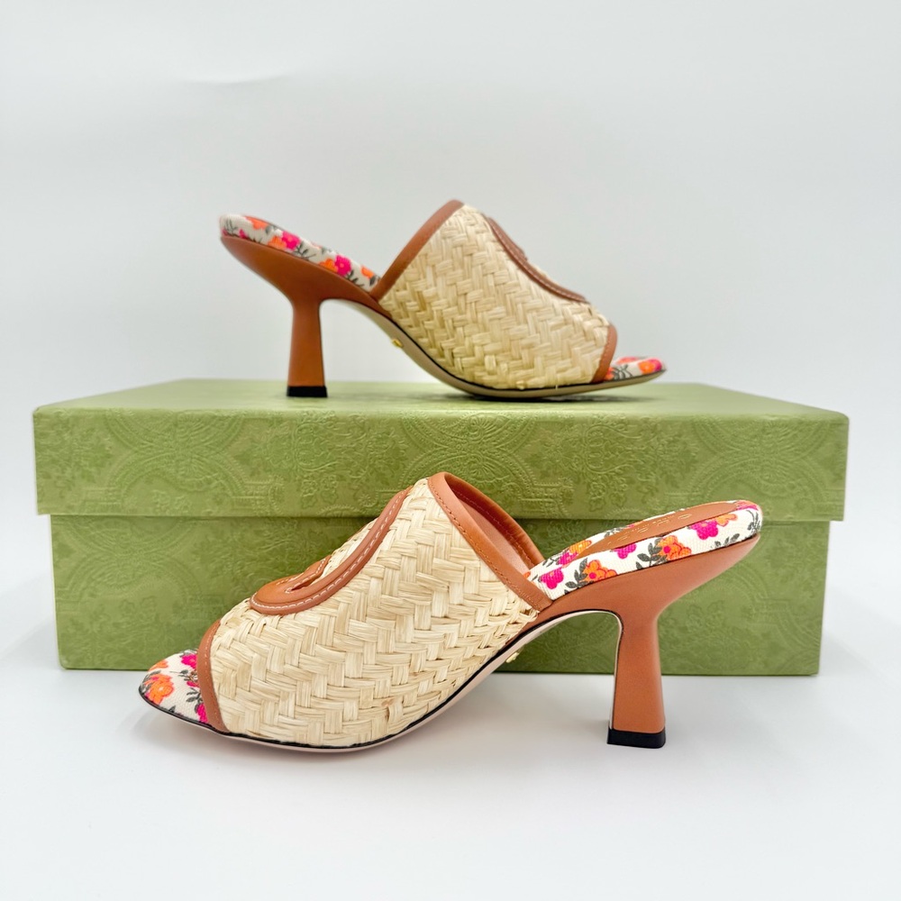 Gucci Tan Raffia Floral Slip-On Heeled Mules
